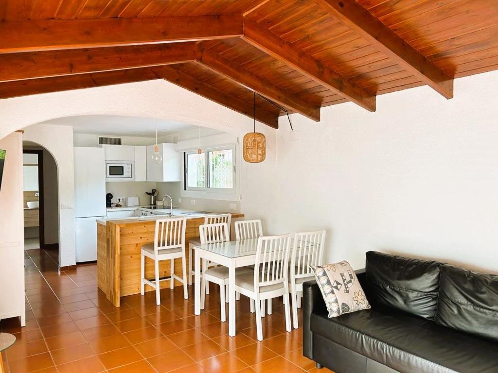 Private Apartments Cala Canyelles 료렛 드 마르 외부 사진